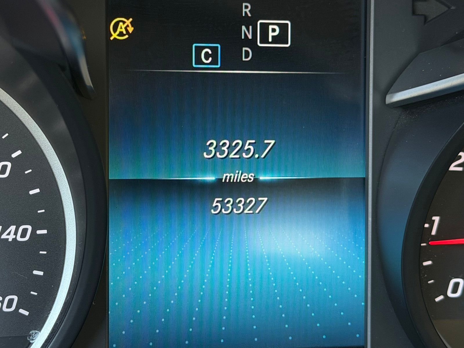 Certified Used 2021  Mercedes-Benz GLC 300 image 3