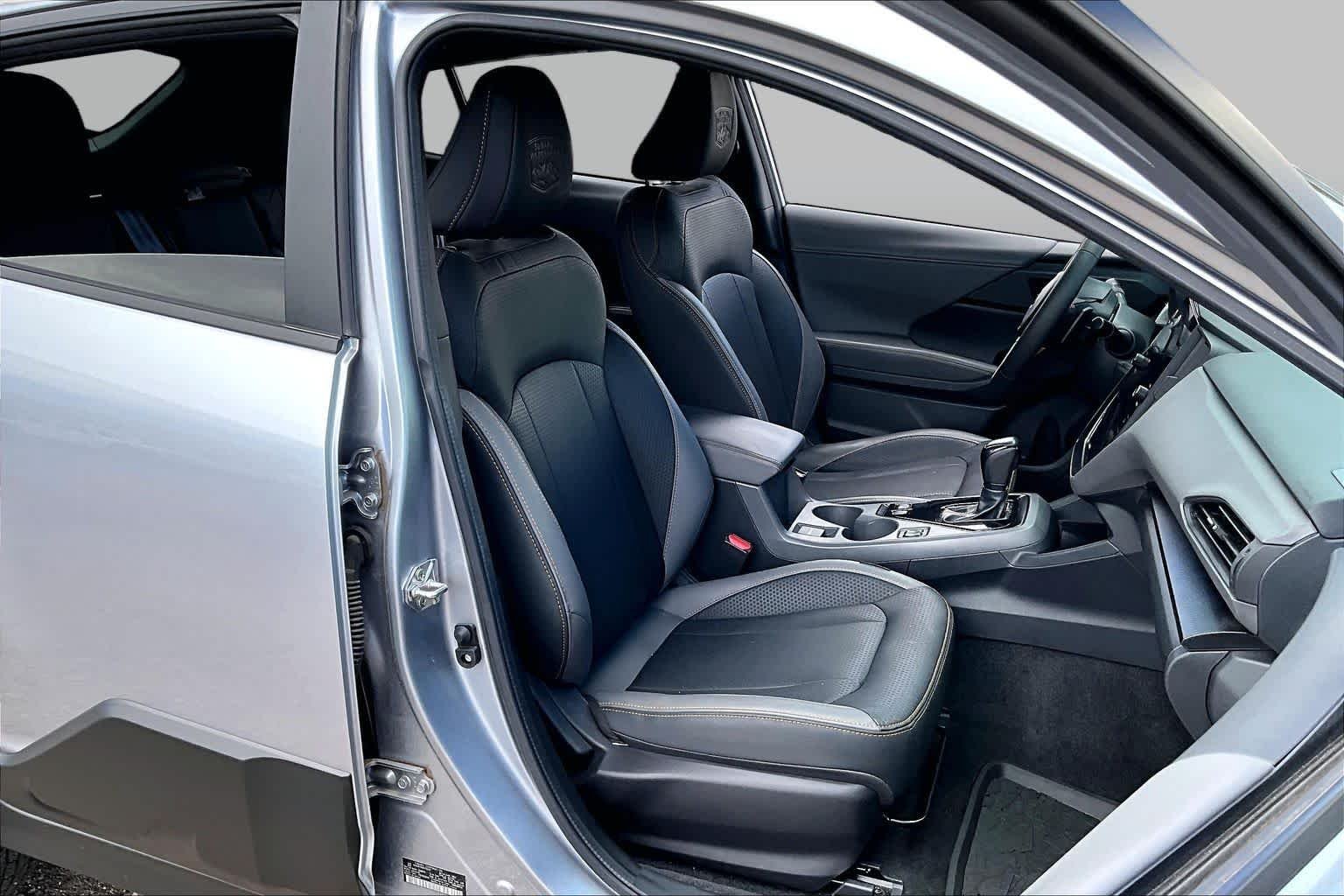 Used 2025 Ice Silver Metallic Subaru Wilderness image 7