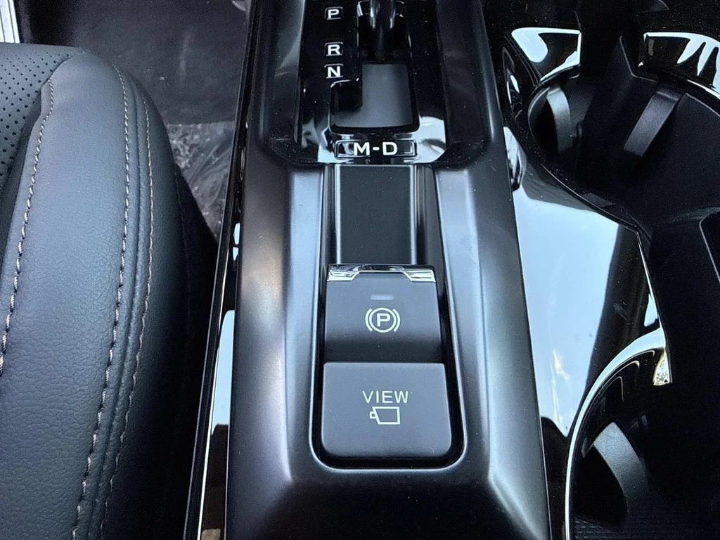 New 2026 CRYSTAL BLACK SILICA Subaru Touring Hybrid image 36