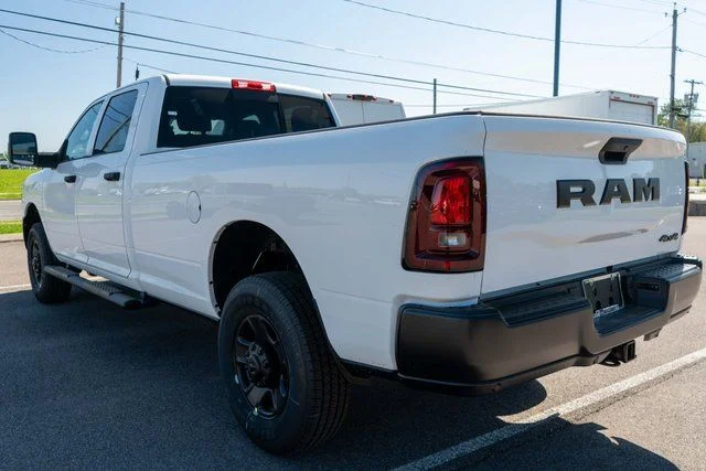 New 2026 Bright White Clear-Coat Exterior Paint RAM Tradesman image 7