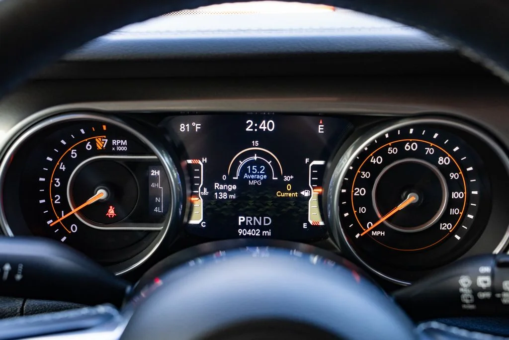 Used 2018 Red Jeep Unlimited Sahara image 17