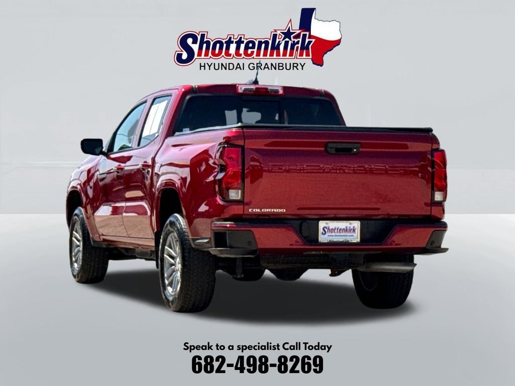 Used 2025 Red Chevrolet LT image 8