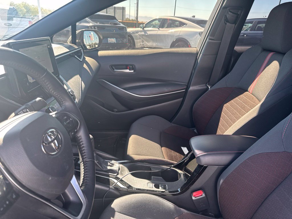 Used 2025 White Toyota SE image 9