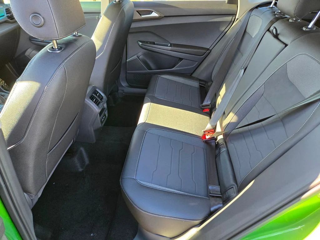 New 2026 Green Volkswagen 1.5T SE Black image 7