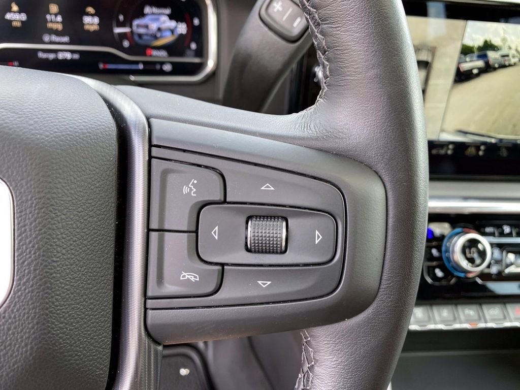 Used 2025 White GMC Denali Ultimate image 23