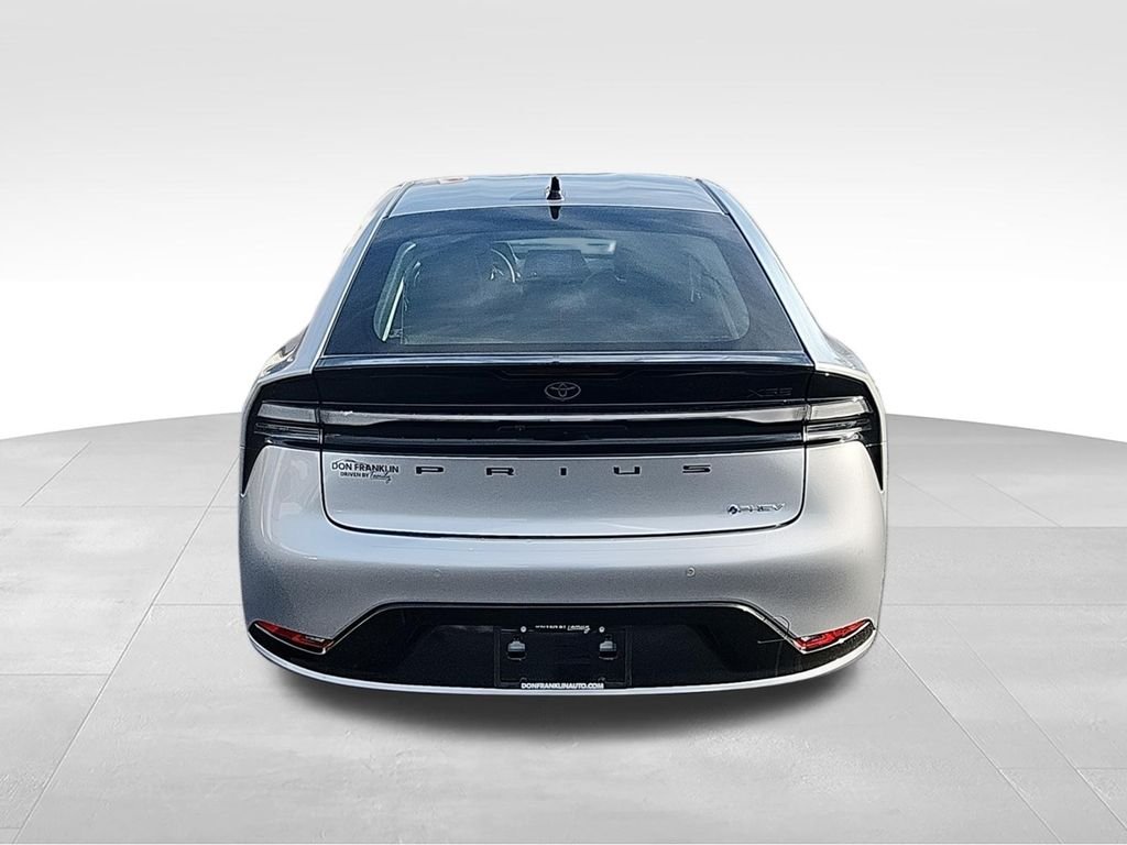 2026 Toyota Prius Plug-in Hybrid XSE - Photo 7