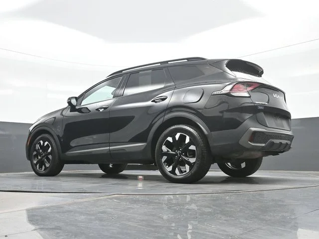 Used 2023 Black Kia X-Line image 19