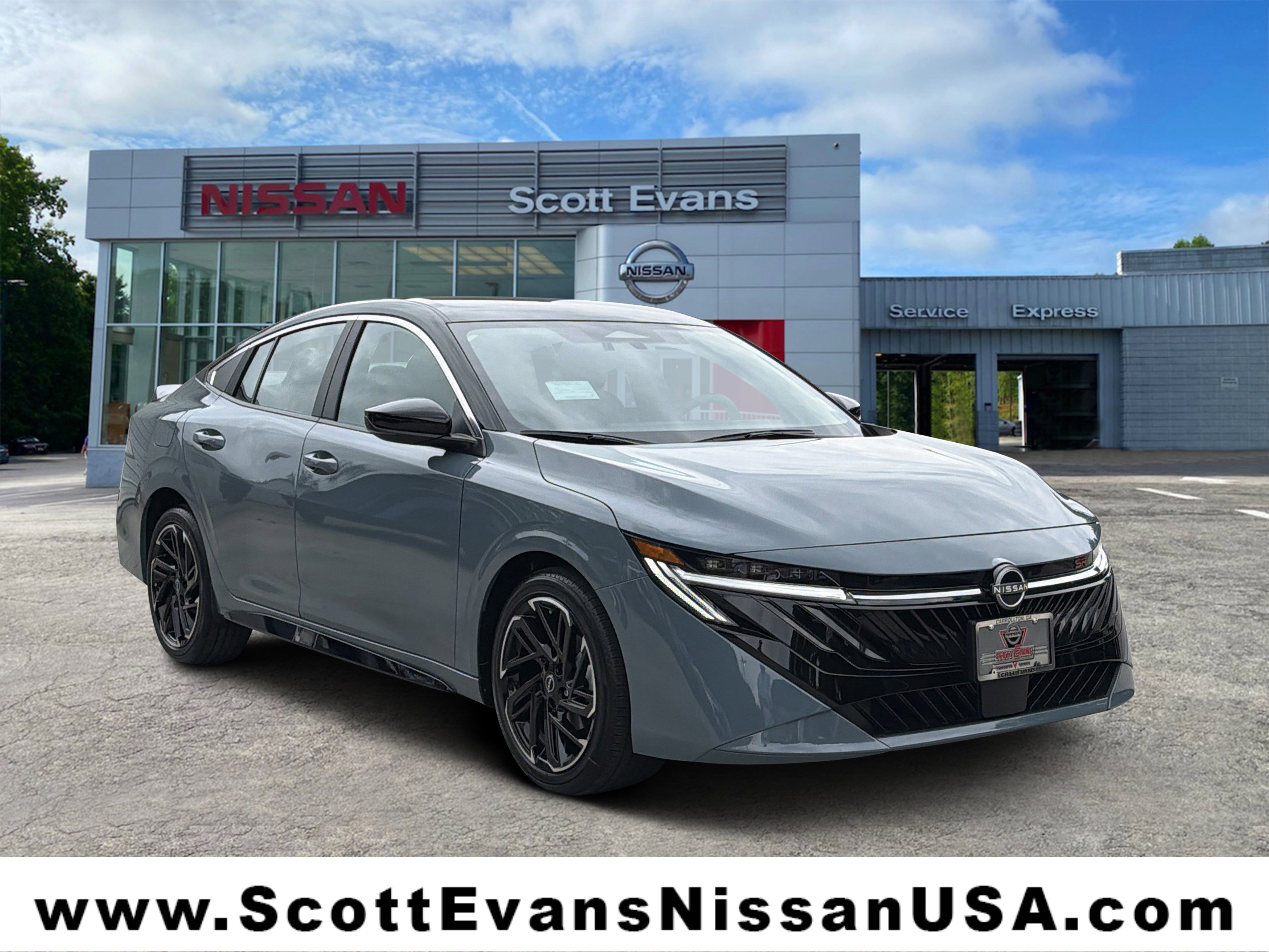 2026 Nissan Sentra SR CVT's photo