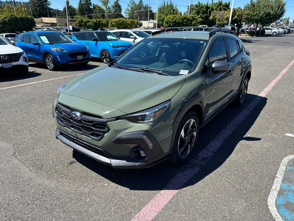 Used 2024 Alpine Green Subaru Limited image 3