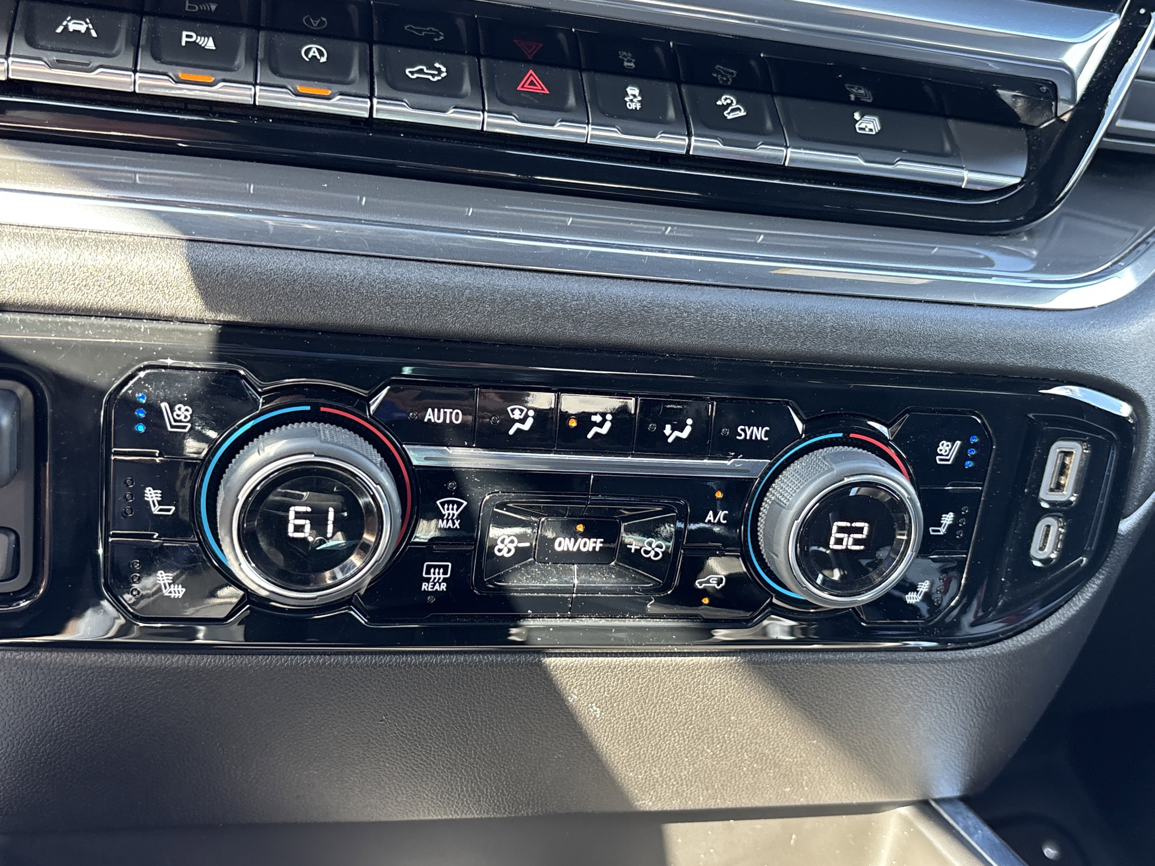 2024 Chevrolet Silverado 1500 High Country - Photo 45