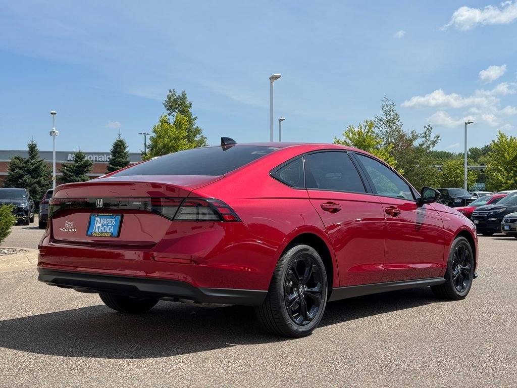 2025 Honda Accord SE - Photo 6