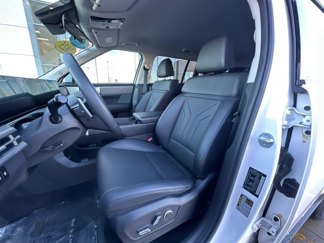 2025 Hyundai Santa Fe SEL - Photo 10