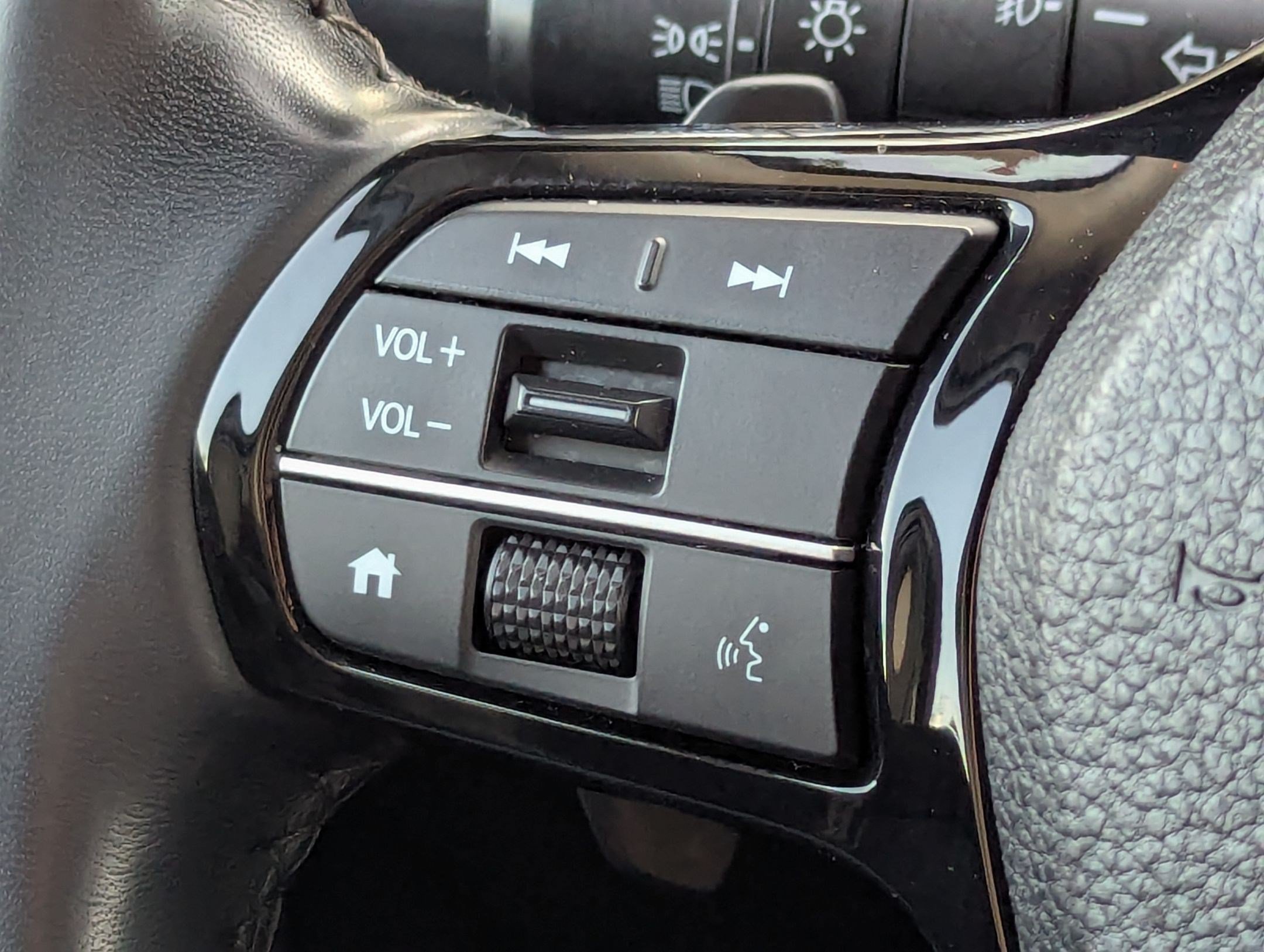 Certified Used 2023 Crystal Black Pearl Honda Touring image 48