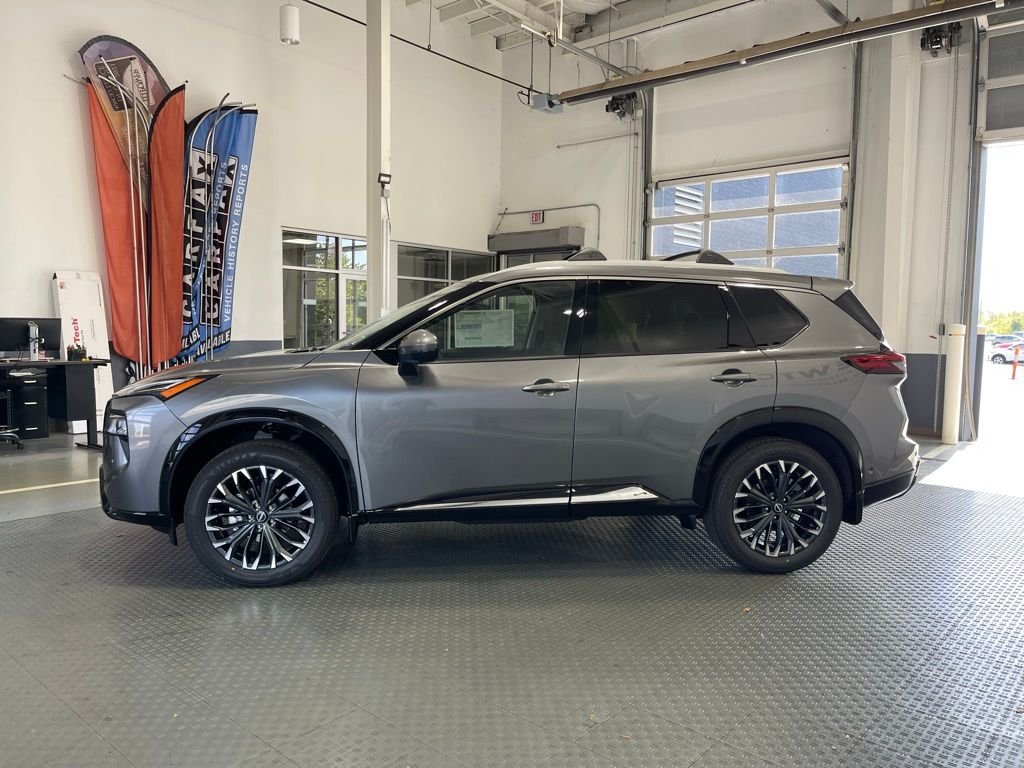 2026 Nissan Rogue Platinum - Photo 5