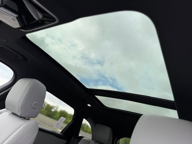 2026 Land Rover Range Rover Velar Dynamic SE - Photo 15