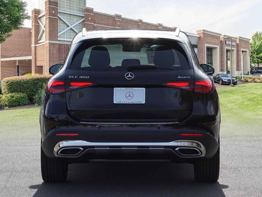 Used 2026 Black Mercedes-Benz GLC 300 image 5