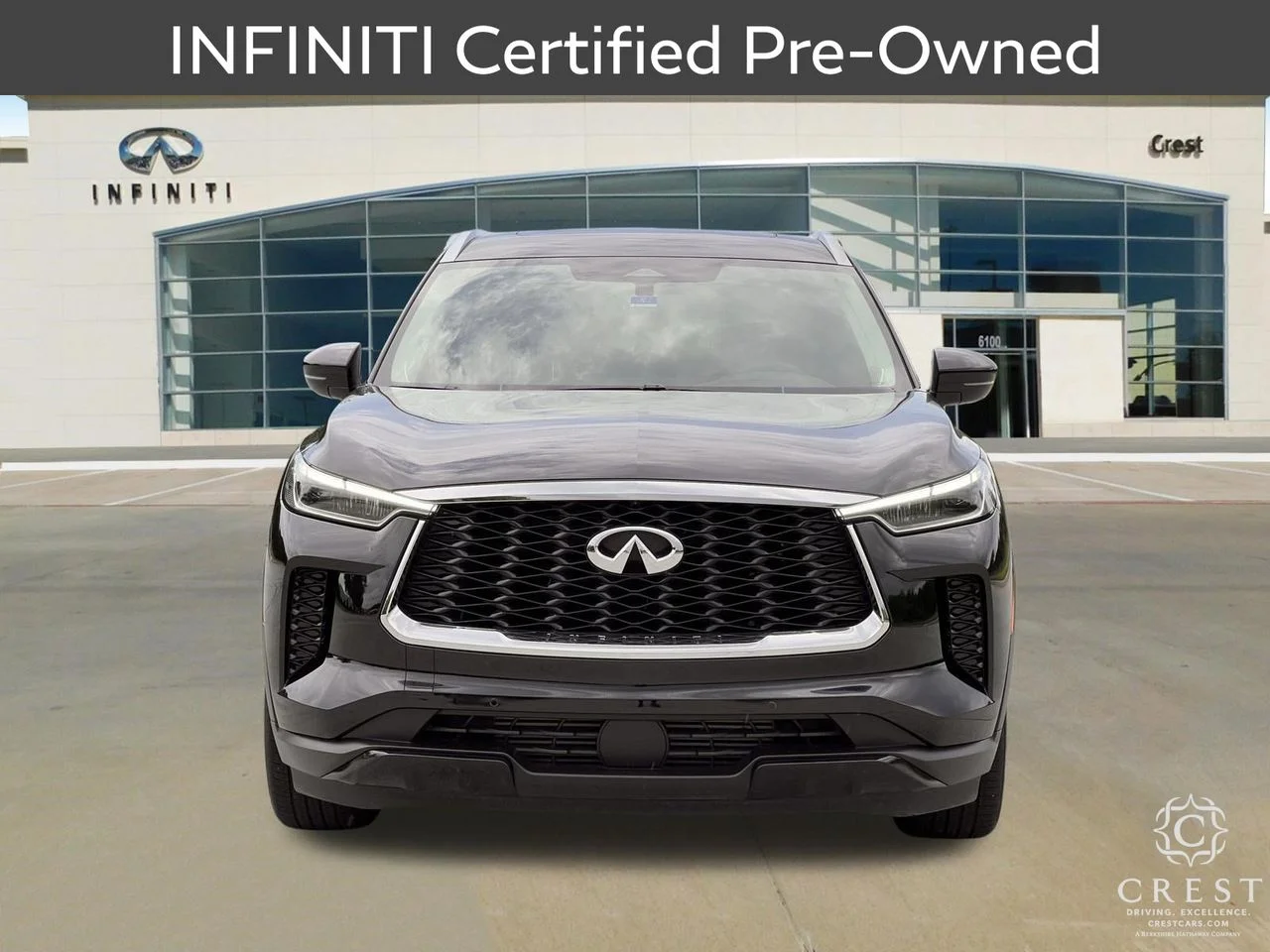 Certified Used 2025 Mineral Black INFINITI LUXE image 9
