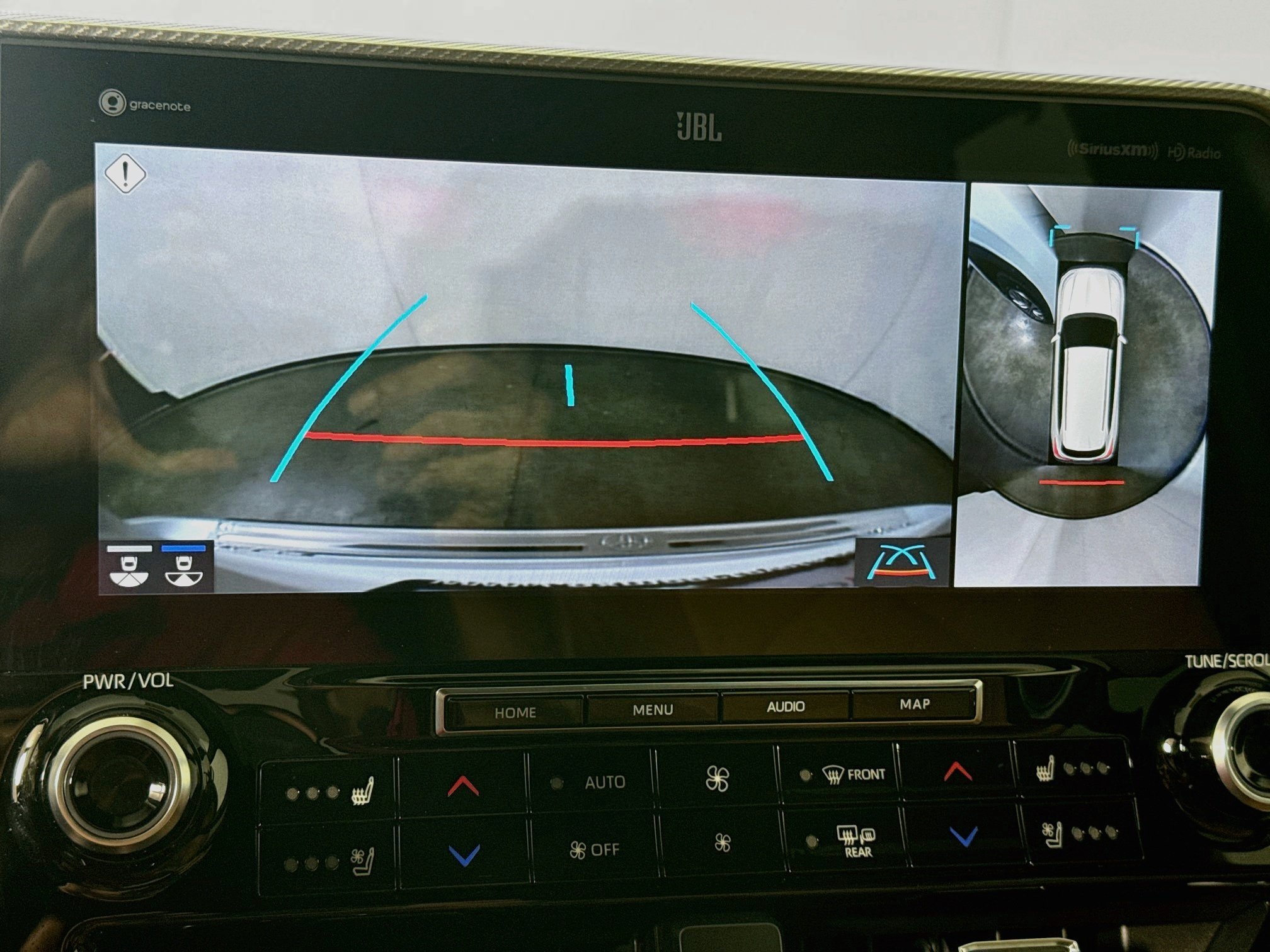 Used 2022 Wind Chill Pearl Toyota Platinum image 14