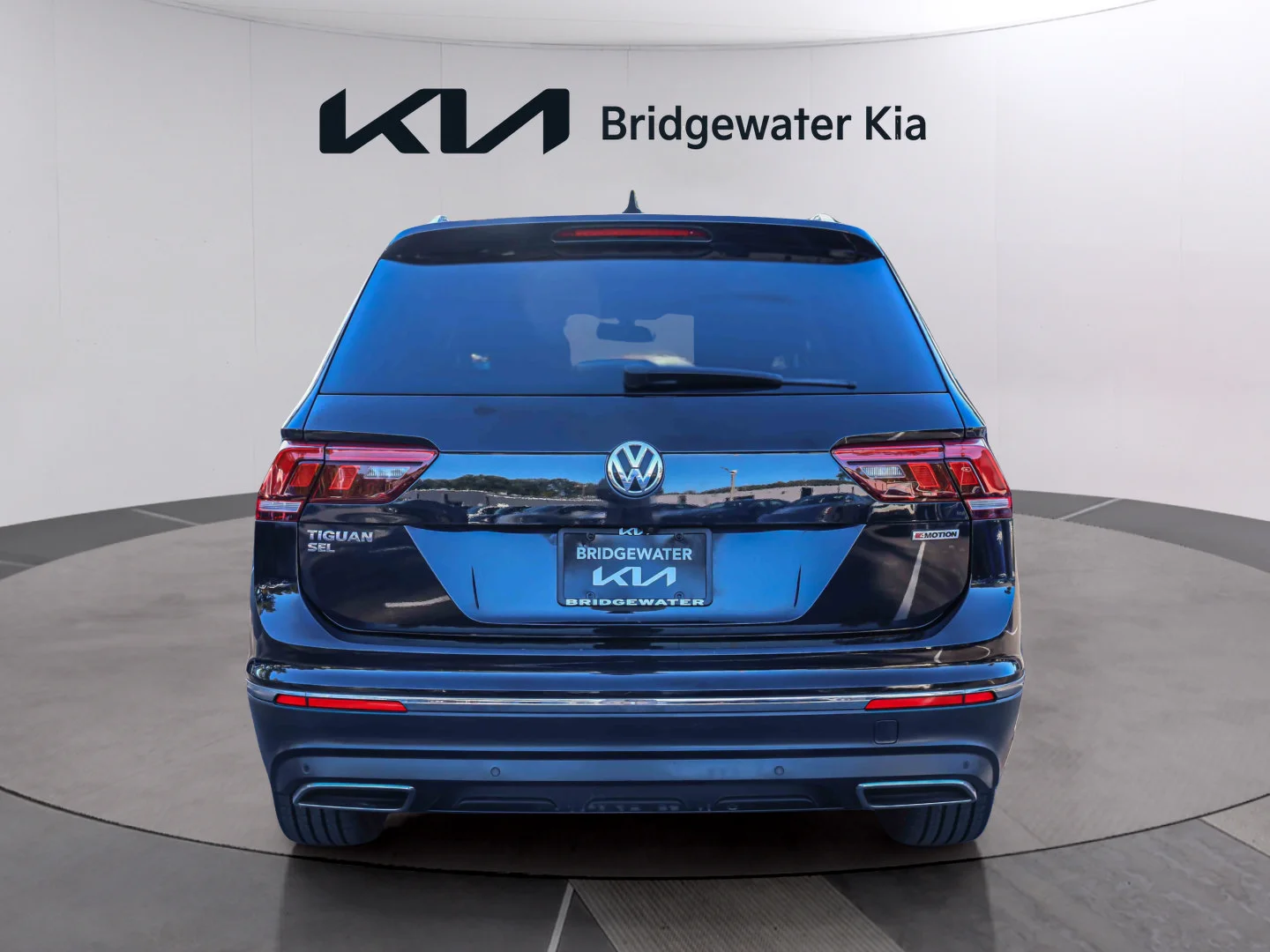 Used 2019  Volkswagen  image 5