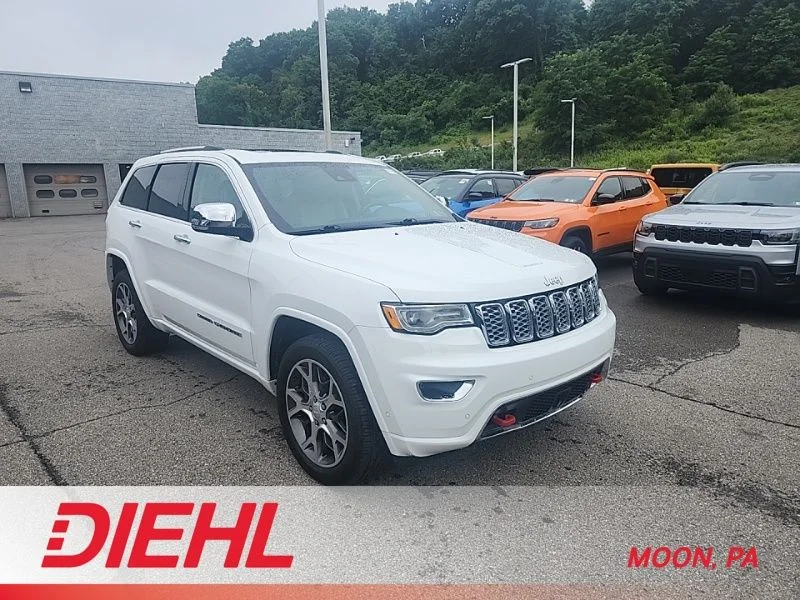 Used 2019 White Jeep Overland image 1