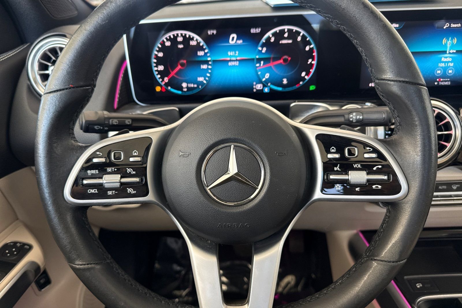 Used 2021  Mercedes-Benz 250 image 24