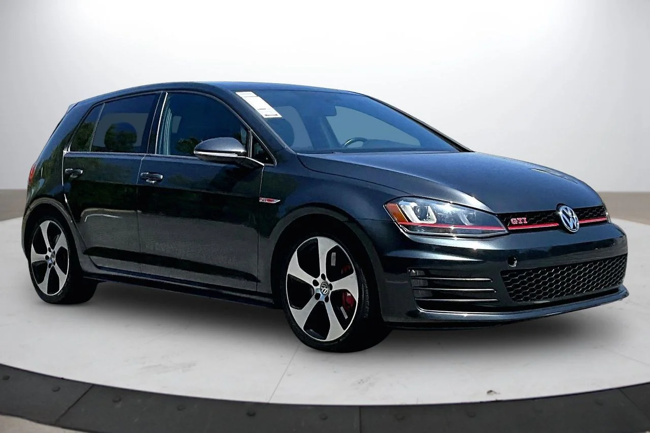 Used 2017 Volkswagen Golf GTI SE with VIN 3VW547AU0HM073928 for sale in Cornelius, NC