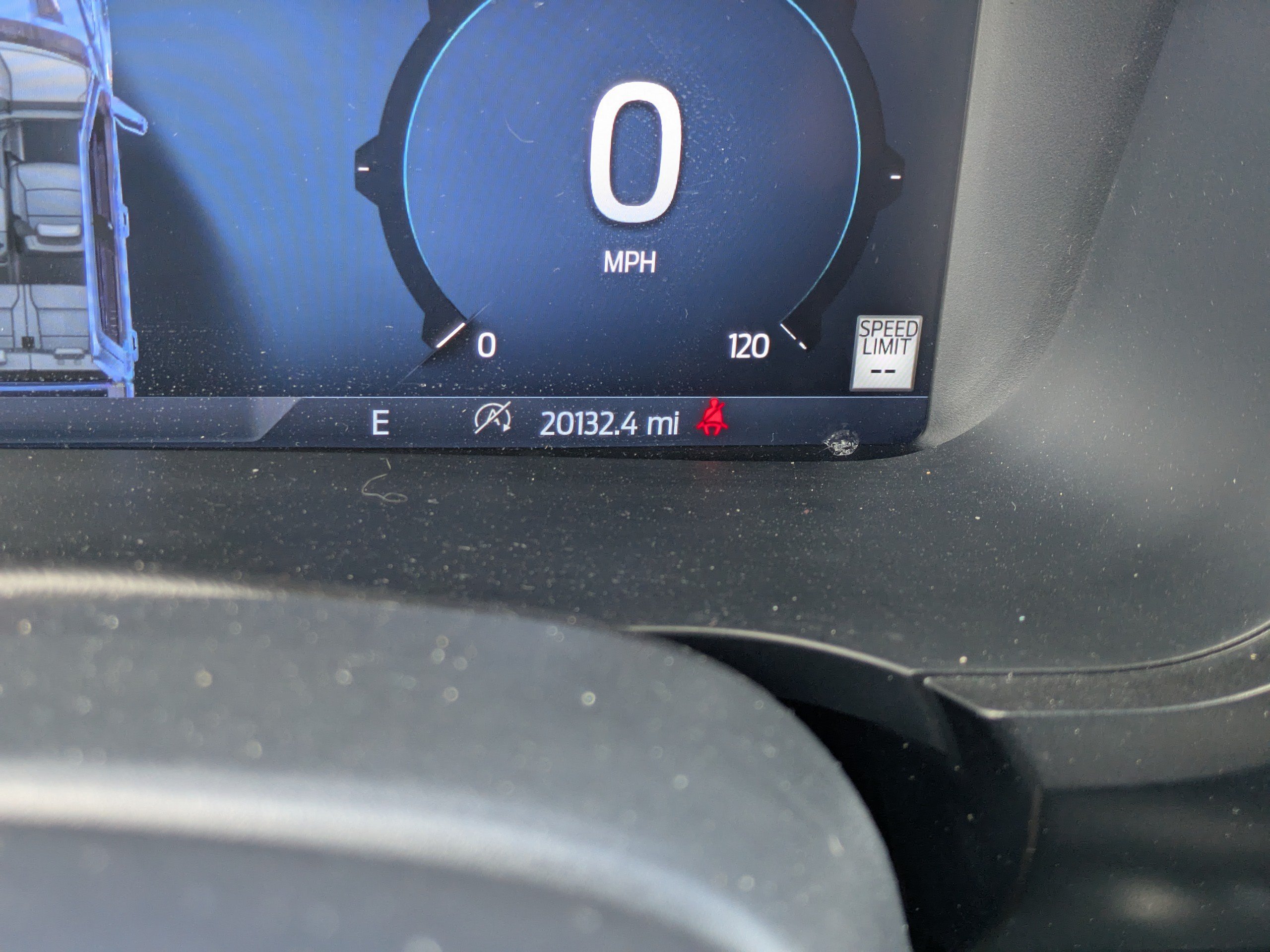 Used 2025  Ford Tremor image 24