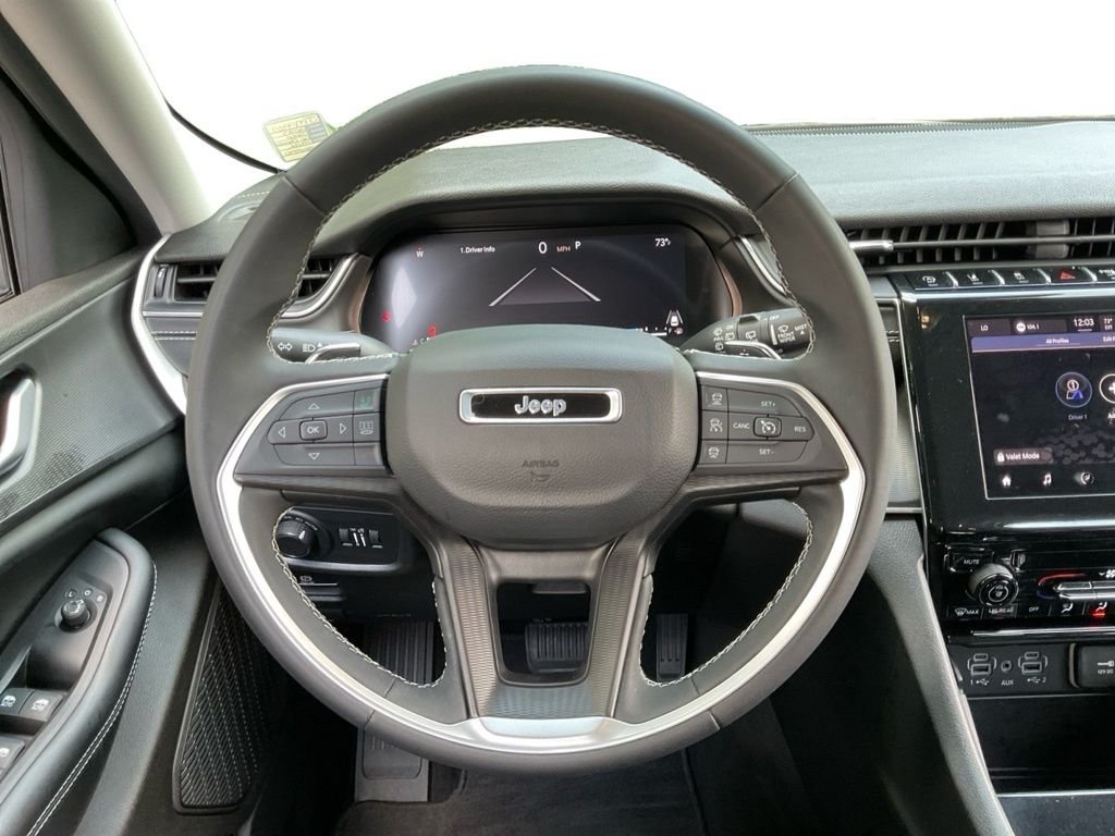Used 2023 White Jeep Laredo image 18