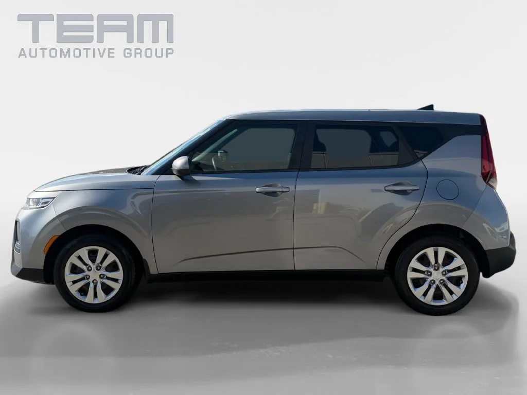 Used 2022 Gray Kia LX image 4