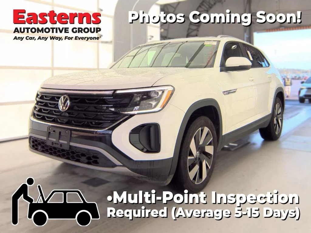 Used 2025 White Volkswagen 2.0T SE w/Technology image 1