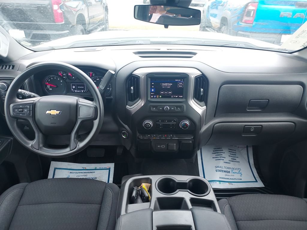 Used 2023 White Chevrolet Custom image 15