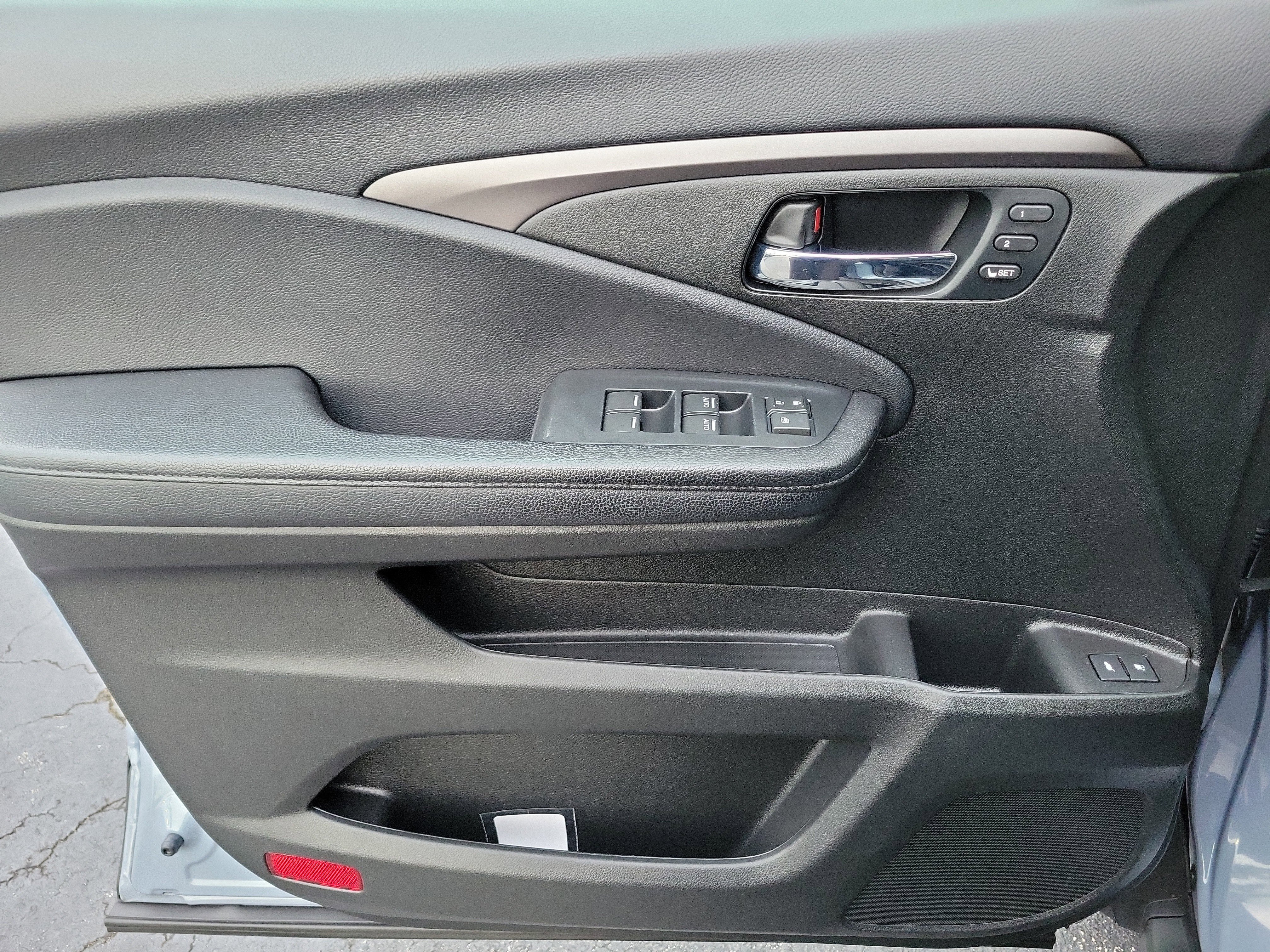 2022 Honda Pilot SE - Photo 54