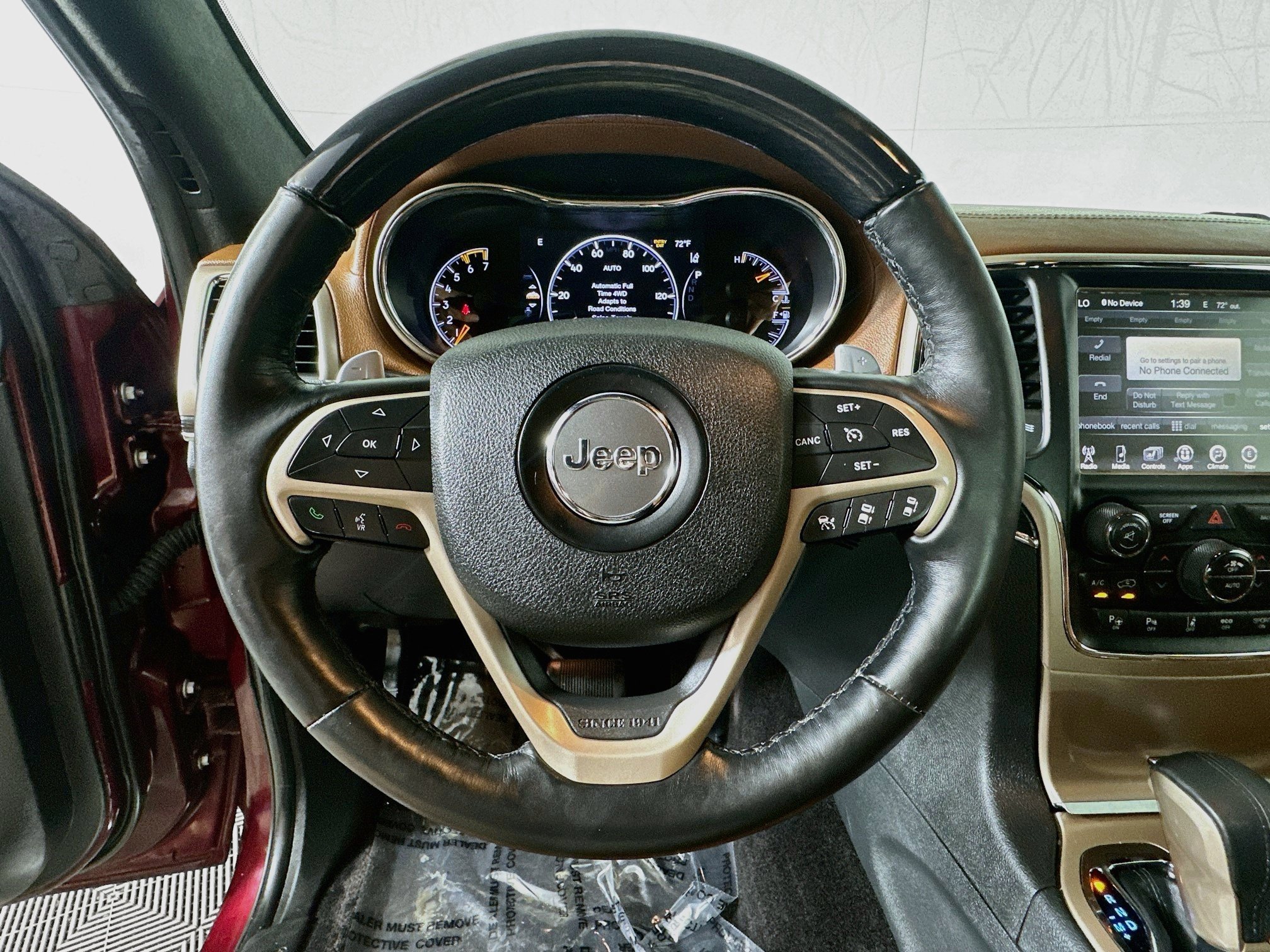 Used 2017 Velvet Red Pearlcoat Jeep Summit image 11