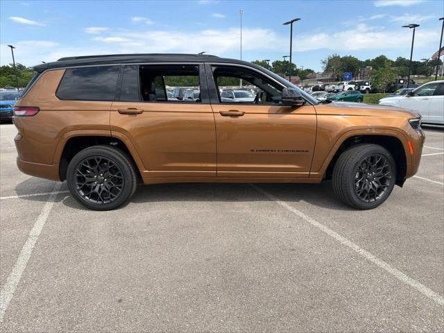 New 2026 Copper Shino Metallic Clear-Coat Exterior Paint Jeep Summit image 3