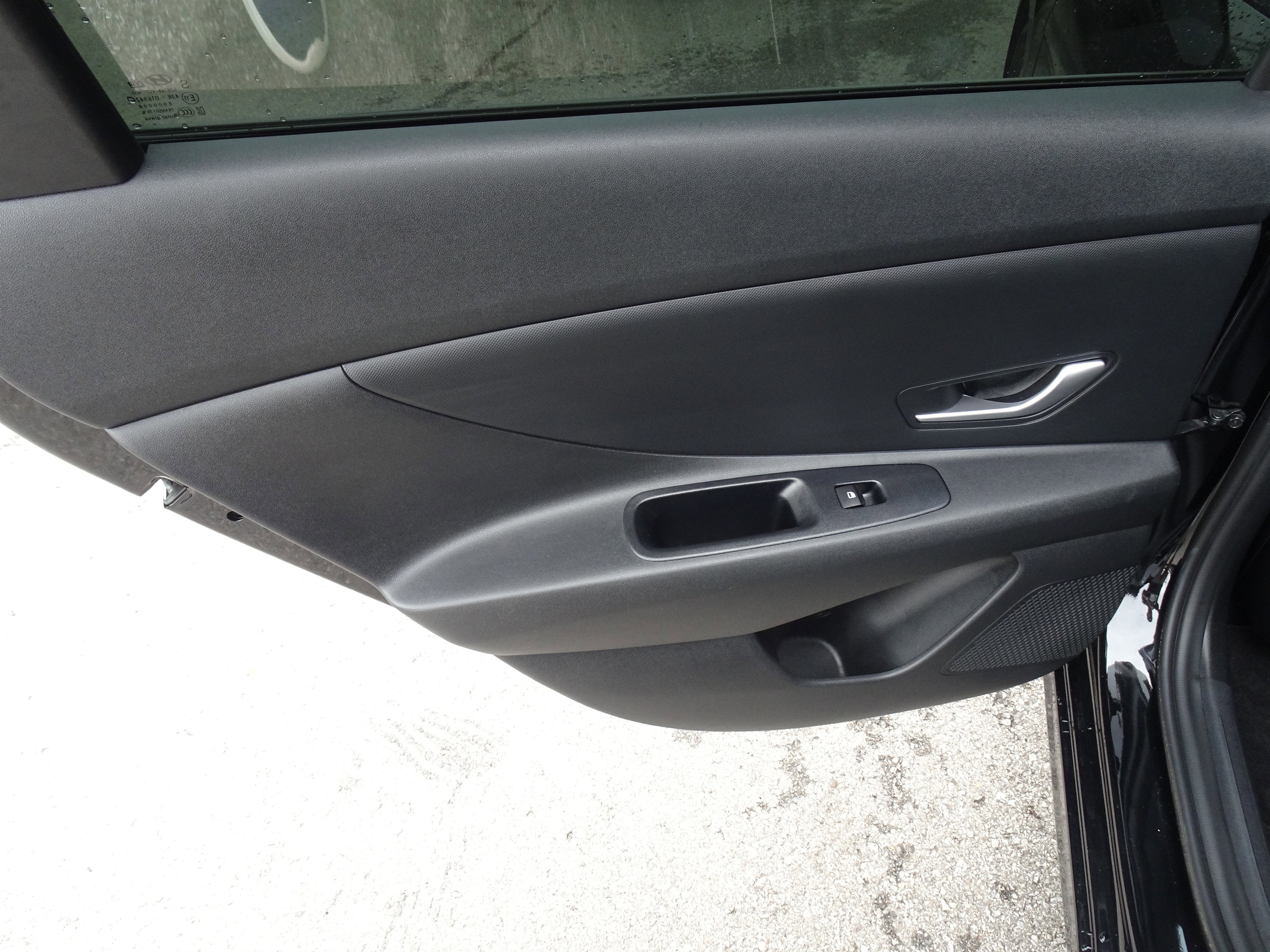 Certified Used 2024 Abyss Black Hyundai SE image 14