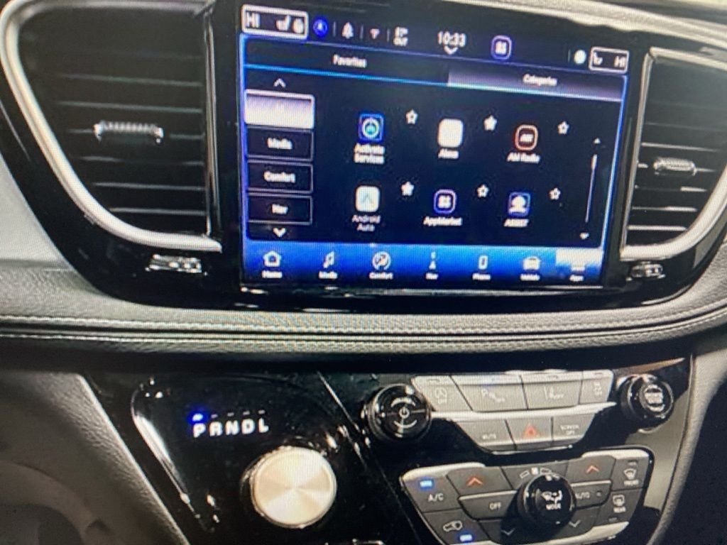 Used 2025 Blue Chrysler Limited image 6