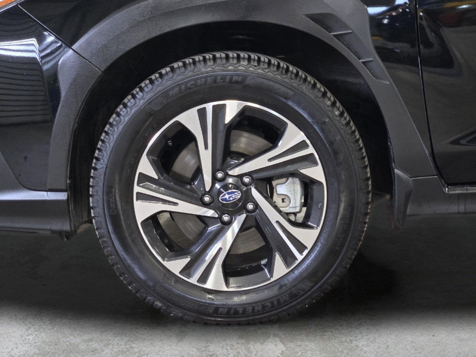 Used 2025 Crystal Black Silica Subaru Premium image 9