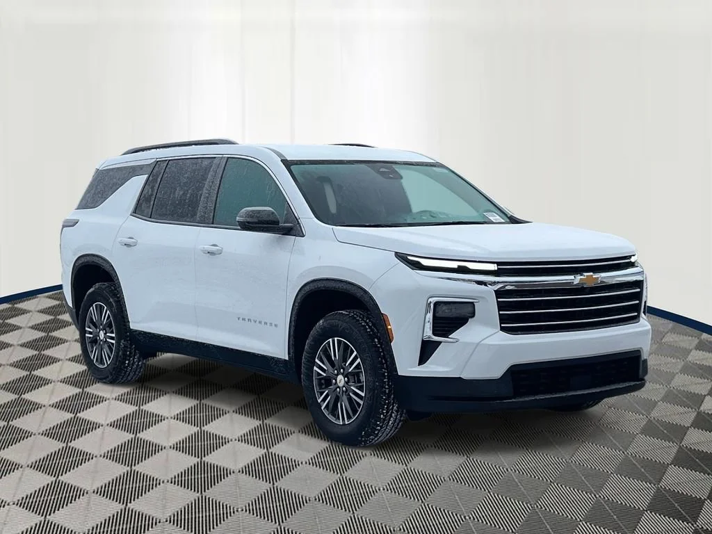 Used 2026 Summit White Chevrolet LT image 7