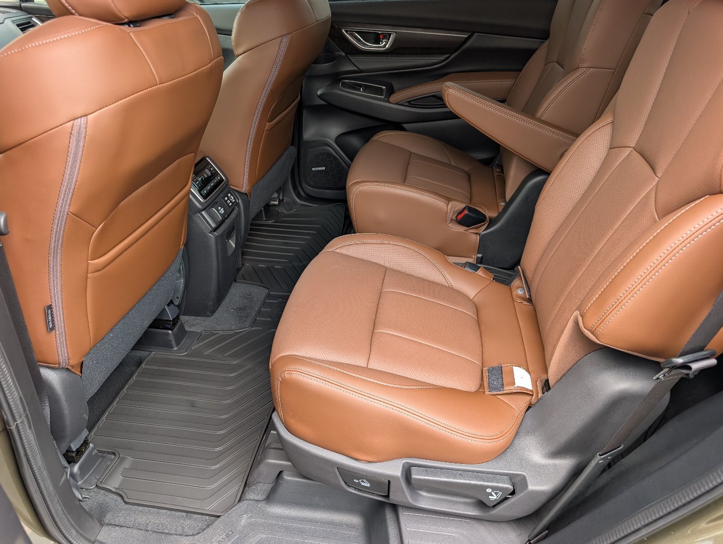 2026 Subaru Ascent Touring - Photo 26
