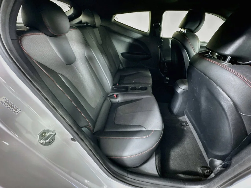 Used 2019 White Hyundai Turbo image 33