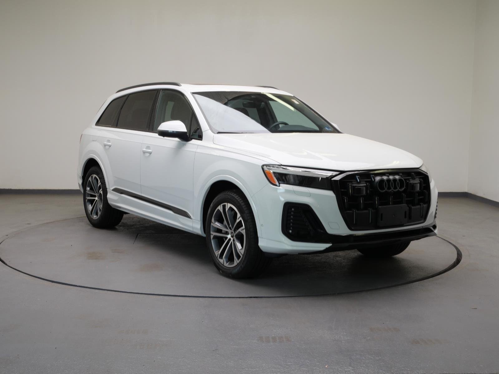 Used 2025 Glacier White Metallic Audi Premium Plus image 4