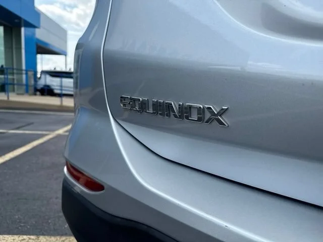 2022 Chevrolet Equinox LT - Photo 15