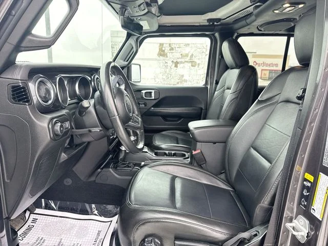 Used 2022 Gray Jeep Unlimited Sahara Altitude image 11