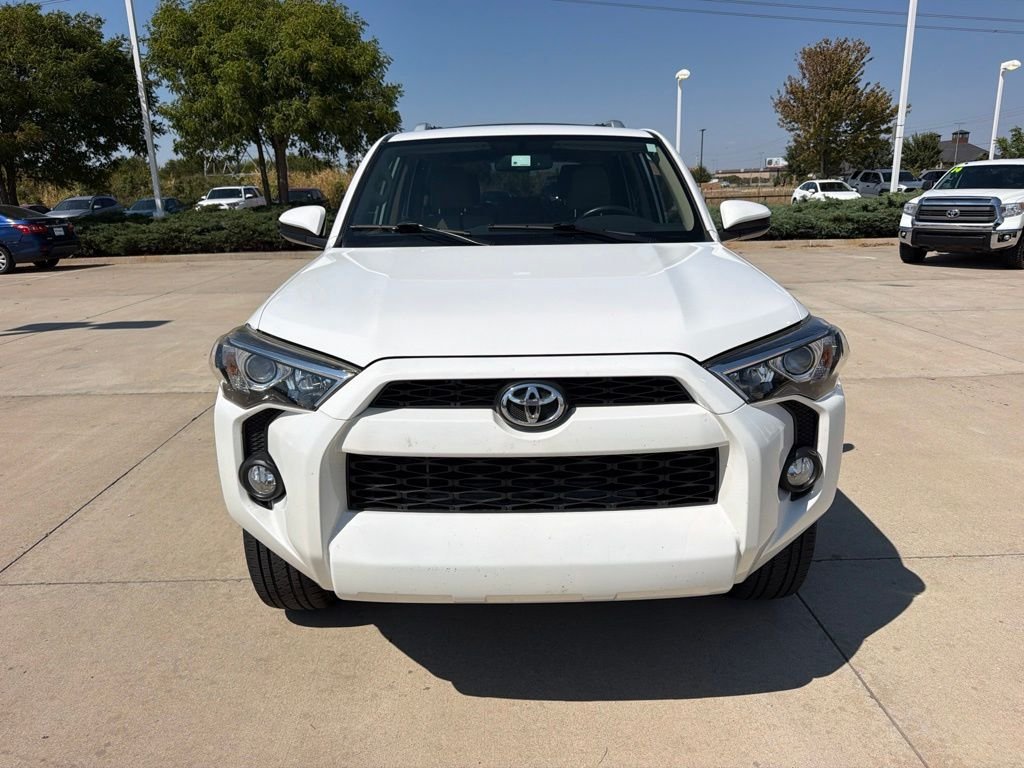Used 2014 White Toyota SR5 image 2