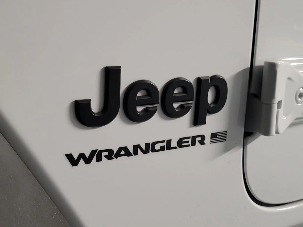 New 2026 Bright White Clear-Coat Exterior Paint Jeep Willys image 20