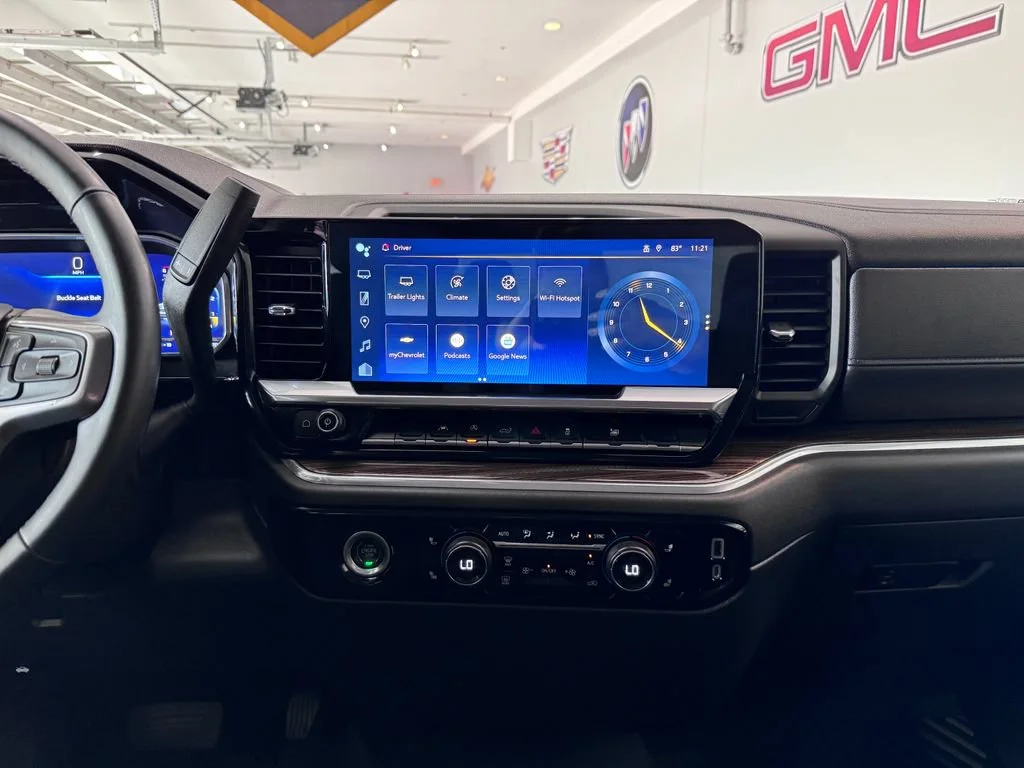 2023 Chevrolet Silverado 1500 LT - Photo 19