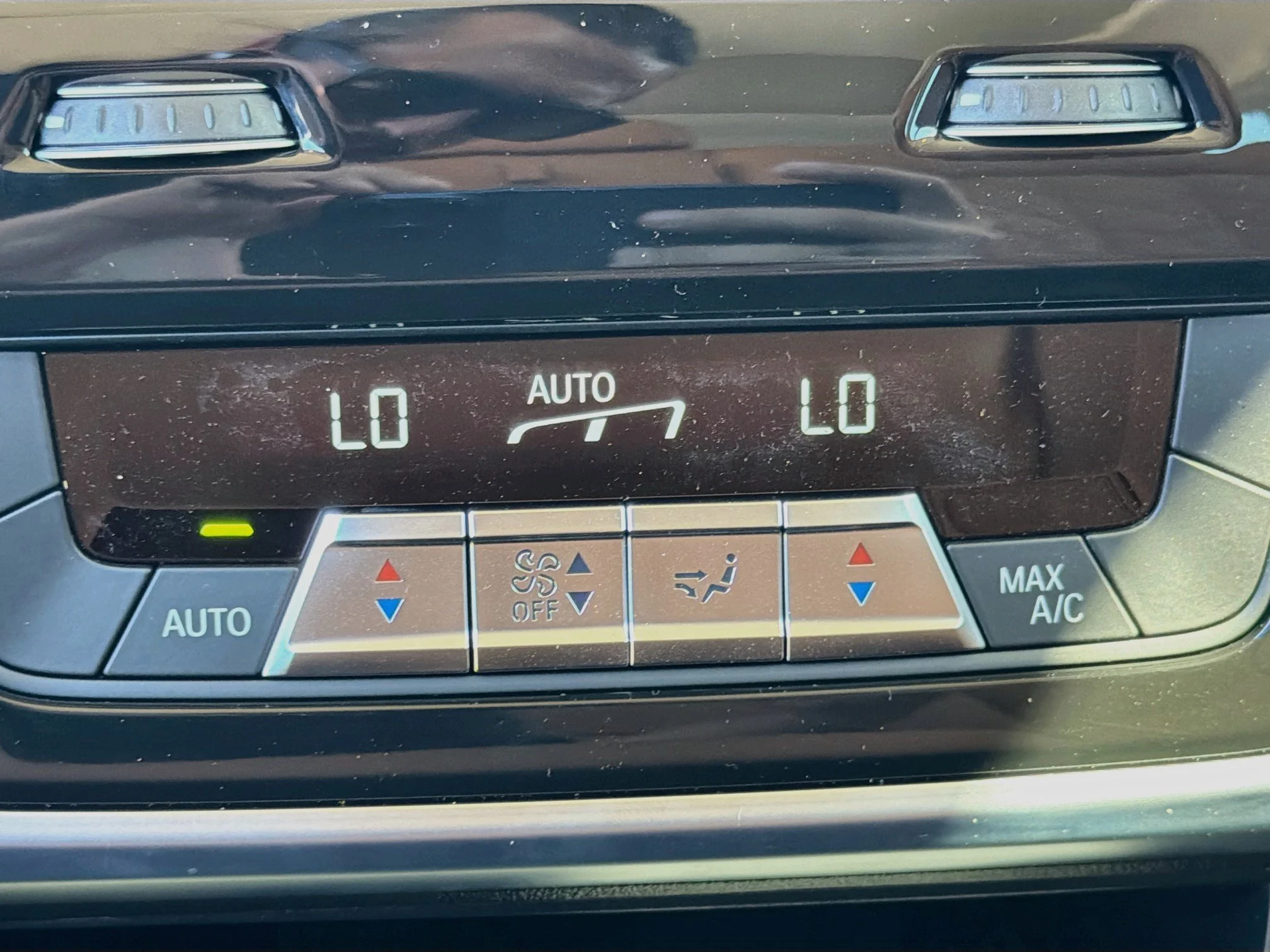 New 2027 Alpine White BMW xDrive40i image 21