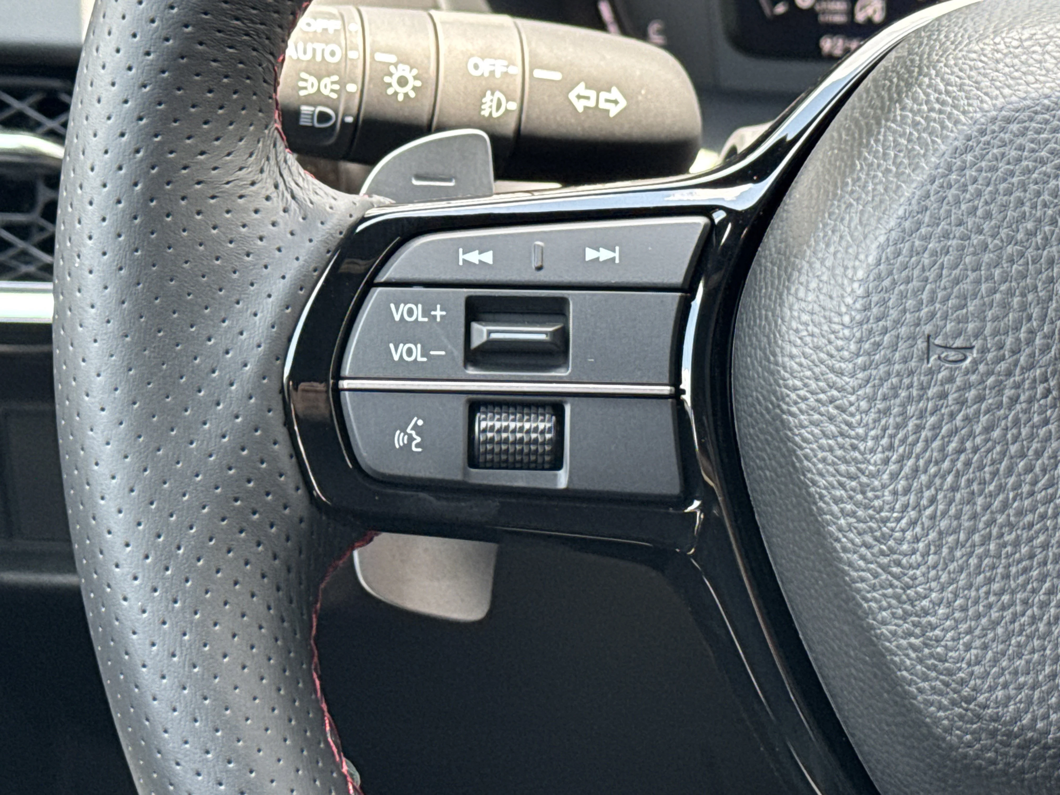 New 2026 Platinum White Pearl Acura w/A-Spec Package image 26