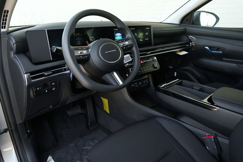 New 2026 Shimmering Silver Hyundai Blue SE image 31