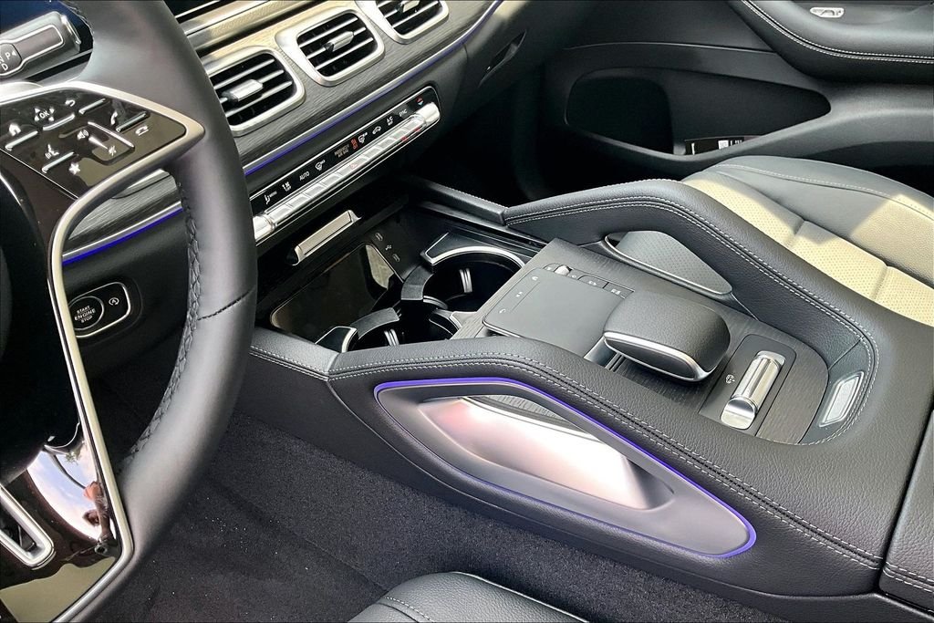 New 2026 Black Mercedes-Benz GLS 450 image 8